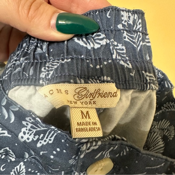 Jachs Girlfriend Women Size Medium Blue Hawaiian Floral Pull On Shorts - Picture 7 of 9